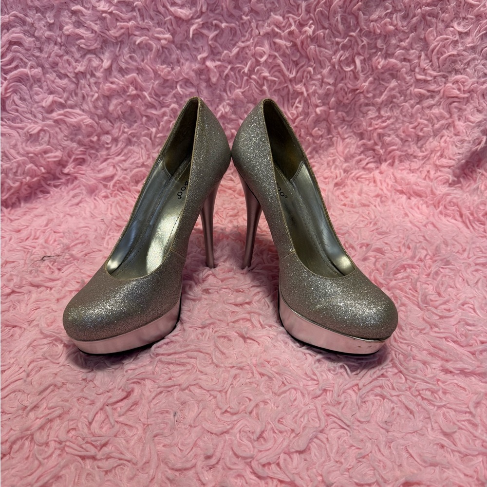 BAMBOO Silver Stiletto Heels with Glitter Finish